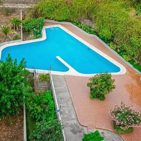 Modernes Mit Bergblick Und Grossen Pool Apartmán